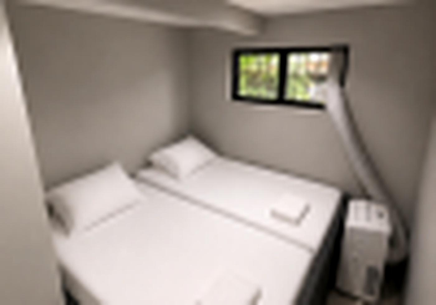 HABITACION C-12 PRIVADA